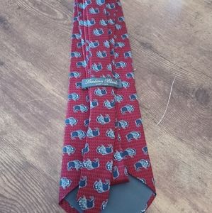 Barbara Blank NY Buffalo 🐃 silk tie